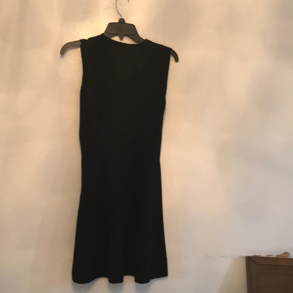 Dress - Picture 5 of 7